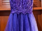 Vestido roxo com brilhos