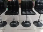 BANQUETAS COM ENCOSTO EM COURINO