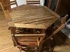 Conjunto de mesa com 4 cadeiras