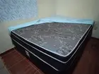 Cama casal (base + colchão)
