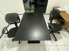 Mesa e cadeiras