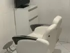 Cadeira para salão e barbearia semi nova