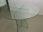 Mesa toda em vidro