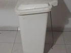Lixeira marfinite 100 litros