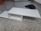 Prateleira suspensa para sala TV