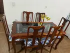 Entrego mesa em madeira maciça com 6 cadeiras