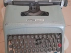Máquina de escrever olivetti Studio 44 vintage
