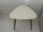 mesa lateral de canto