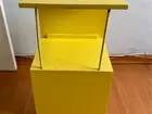 mesa de Cabeceira Amarela - Usada