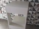 Mesa vazada para gelagua