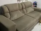 Sofá retrátil conservado