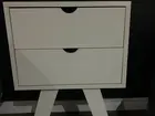 Mesa gaveteiro bem nova