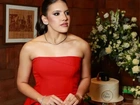Vestido em alfaiataria vermelha