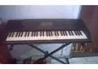 Teclado Yamaha PSR 520 com ótimo funcionamento