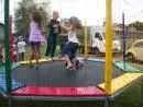 locaçao de mesas e cadeiras e brinquedos para festas